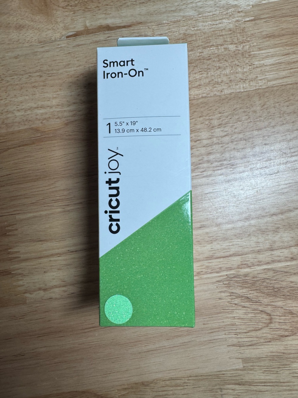Cricut Joy Smart Iron-On in Fluorescent Green Glitter